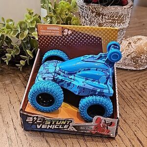 Bio stunt vehicle blue NWT